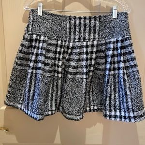Black and white plaid skirt lined size L by Joa